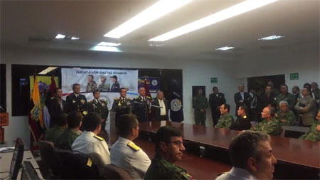 Presidente Correa cesa al Alto Mando Militar tras no gustarle su pronunciamiento