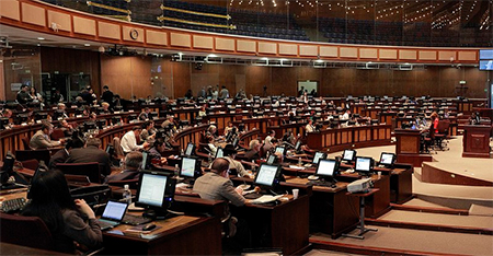 Asamblea de Ecuador aprueba resolución que califica como golpe de estado la destitución de Dilma Rousseff