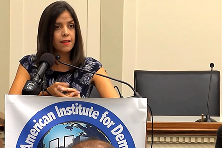 Dra. Daniela Salazar explica que en el Ecuador se utiliza el sistema judicial para silenciar la libertad de expresión en el Internet
