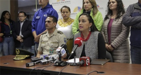 Gabriela Rivadeneira dice que quisieron atentar contra su vida con un cd explosivo