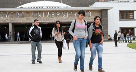 Universidades públicas tienen pocos cupos que no abastecen la demanda de estudiantes