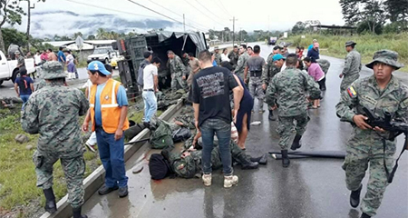 2 fallecidos en accidente en vehículo militar, cerca de Gualaquiza