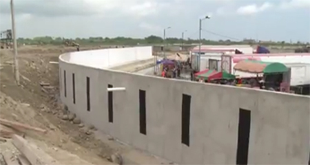 Ecuador construye un muro en la frontera con Perú