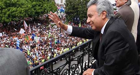 Moreno le dice a Correa que venga a Quito y no se esconda en las fronteras