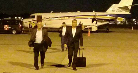 Correa, llegó en vuelo privado, en la madrugada a Guayaquil