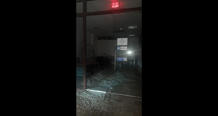 Ataque a oficinas de Arcsa en Guayaquil: vandalismo y tensin en el Parque Samanes